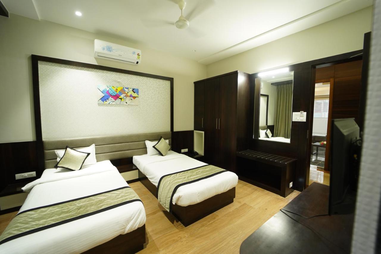 Hotel The Royal Inn Baramati Dış mekan fotoğraf